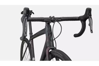 S-Works Aethos : le vélo de route ultraléger et performant pour cyclistes exigeants