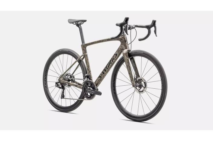 Vélo de route Roubaix SL8 – Confort, vitesse & légèreté